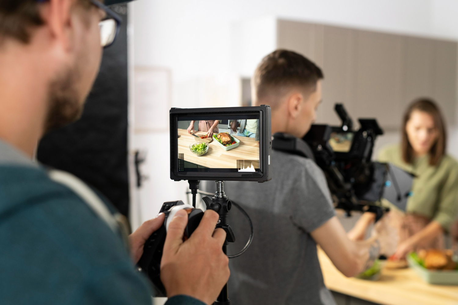 Why Choose Omojet for Pre-Roll Ads?